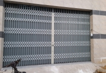 Công trình cửa kéo có lá quận 2