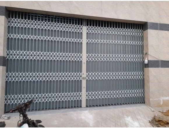 Công trình cửa kéo có lá quận 2