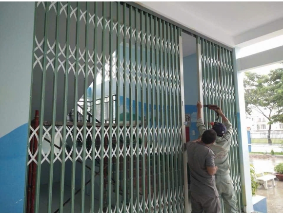 Công trình cửa kéo không lá Quận 9