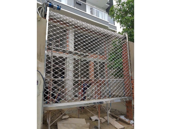 Công trình cửa cuốn mắt lưới Thảo Điền